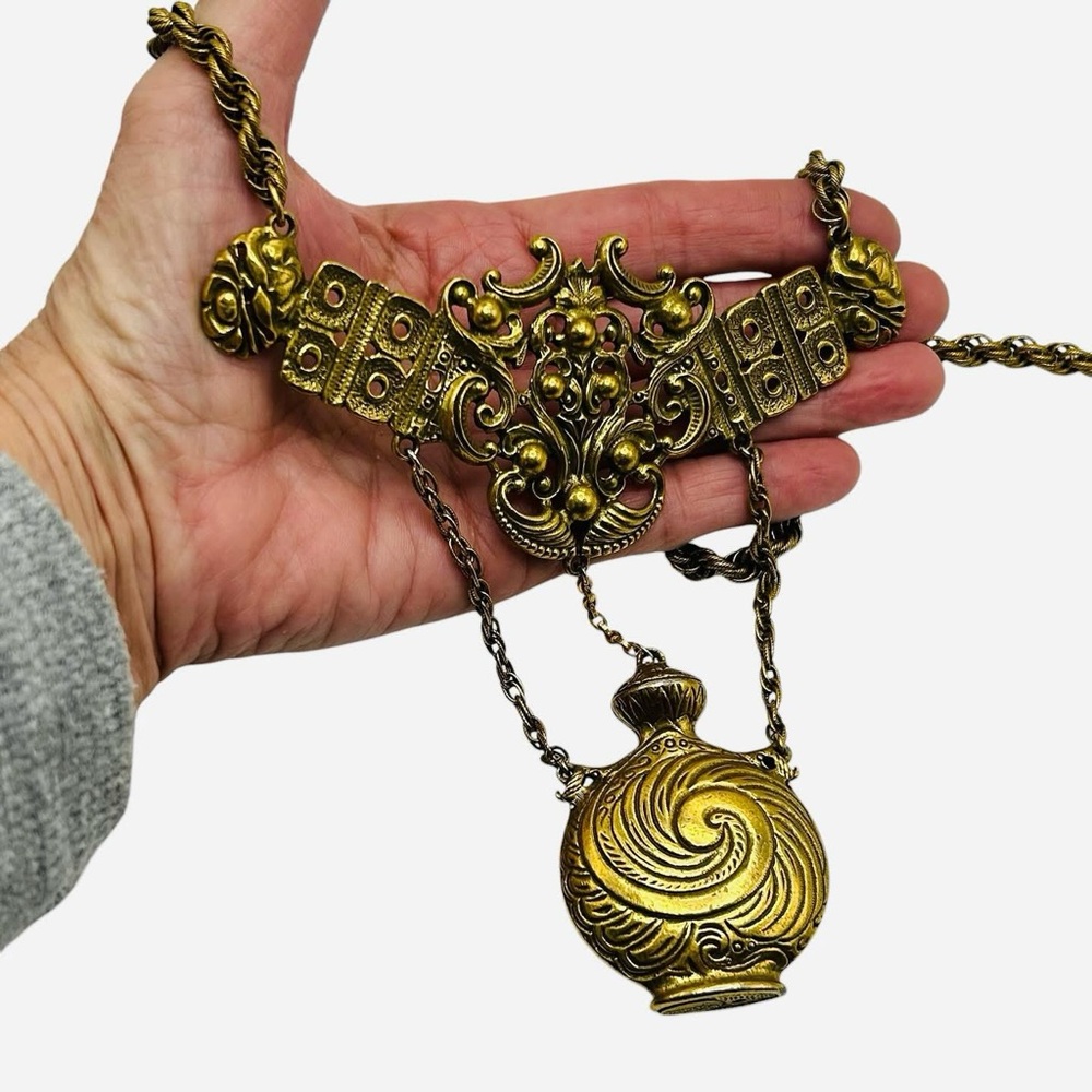 Massive Vintage Goldette Etruscan Amphora Necklace